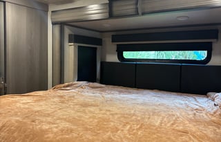 2021 Keystone RV Montana 3781RL