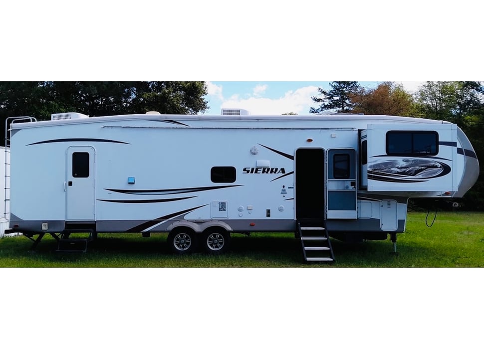 Fifth Wheel rentals in Charleston