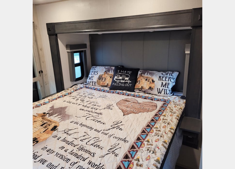 Fifth Wheel rentals in Moraine