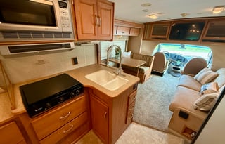 Itasca Cambria 29H RV (BRFL 1636)