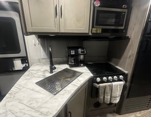 Keystone RV Outback Ultra Lite 301UBH