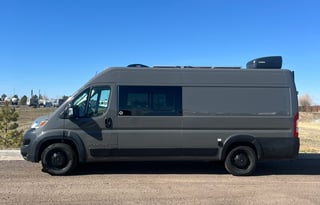 'Lottie' 2023 LV7.1 Custom Dodge Ram