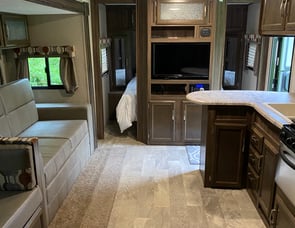 Coachmen RV Apex Ultra-Lite 275BHSS