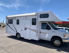 Thor Motor Coach Four Winds 23U