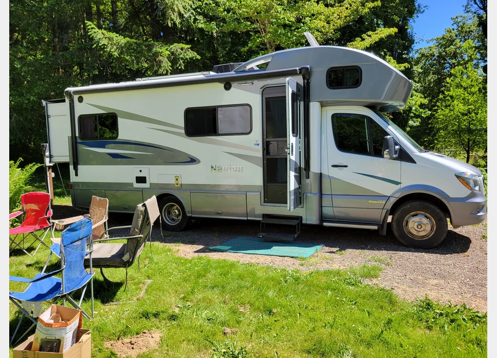 Class C Motor Home rentals in Eugene