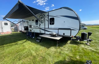 Hassle-free Camping with "The Mallard"