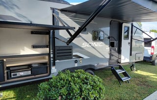 2024 Venture RV Sonic SN220VRB