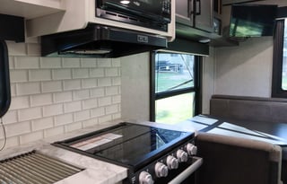 2022 Jayco Jay Flight Rocky Mountain Edition