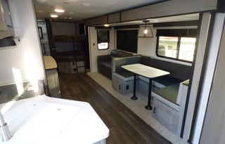 **2021 Heartland Mallard 312 (36’)**