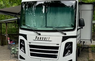 Pursuit of Happiness Motorhome- Delivery Only