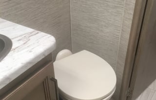 2021 Thor Motor Coach Quantum SE SE22 Ford