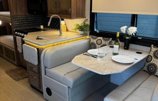 2021 Jayco Greyhawk Prestige 31FP
