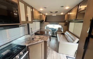 2022 Four Winds 26B – Fun Family Adventure