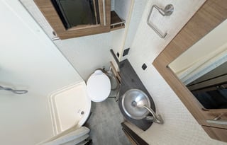 Itasca Navion | Classy Mercedes RV with 2 slides