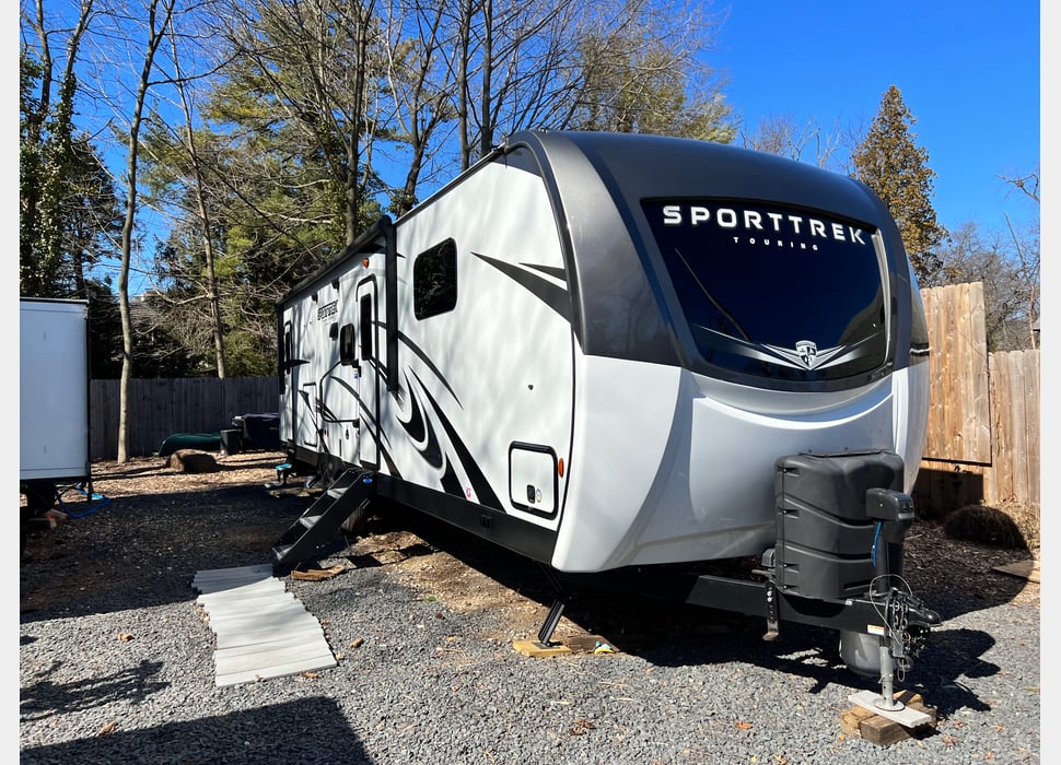Travel Trailer rentals in Hollywood