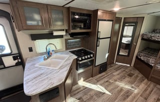 2020 Keystone Hideout 26LHSWE