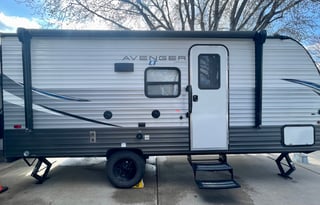 2021 Prime Time RV Avenger LT 17BHS