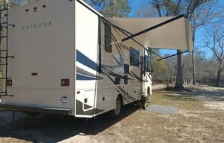 T2022 Entegra Coach Vision 27A - EASY TO DRIVE!