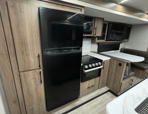 Grand Design Imagine 3210BH