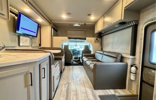 Luxury Bunkhouse Sleeps 10 Solar Wifi 2 A/C + More
