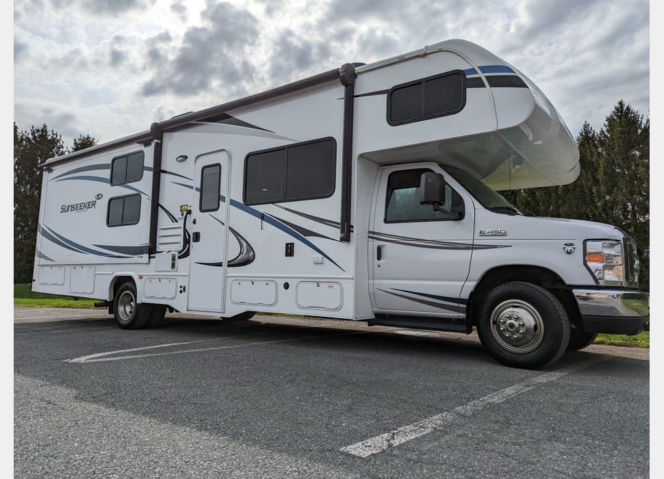 Class C Motor Home rentals in Blairstown