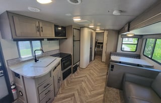 Shadow Cruiser, Bunk Room, Off-Grid Trailer
