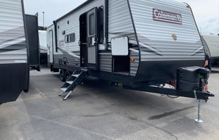 2021 Keystone RV Dutchmen 263BH Coleman Lantern