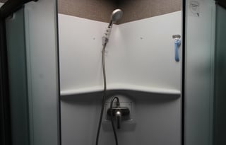 2021 Thor Miramar 32.2  34 Feet Long , Sleeps 6