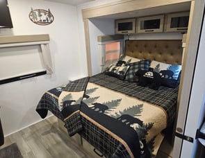 Forest River RV Flagstaff Micro Lite 25FKBS