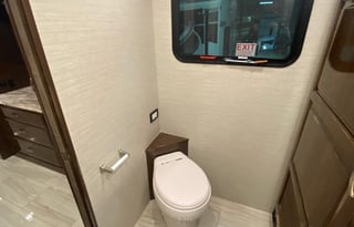 2020 Jayco Embark 39BH