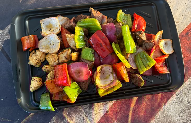 Yes , i cooked this gorgeous surf and turf ... no carbs , just meat and veggies NOM NOM NOM!!!