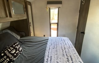 RV BNB FULLY stocked for vacation BEAUTIFUL ARERA