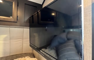 Luxury Travel Trailer- Kid and Pet Friendly!