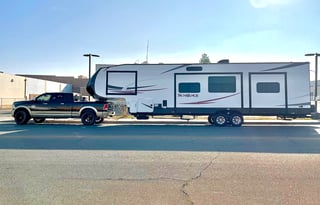 42ft Sundance 5th Wheel. Sleeps 10!