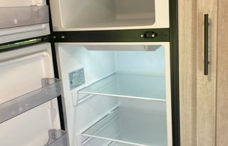 2024 Zinger 211RD Adventure Trailer