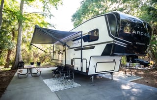 Brand NEW 2026 Luxury Camper Near Disney World!