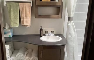 Solace Luxury! w/ Bunkroom!