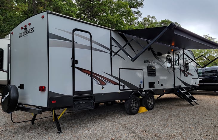 View of 2nd/rear door, leads to the bathroom