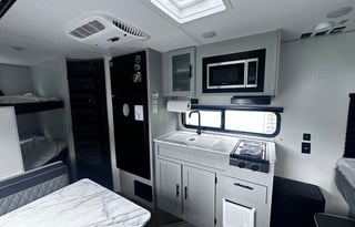 Sleeps 5, 2022 Forest River Salem FSX