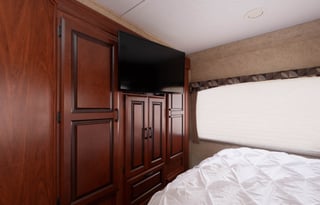 The Deca-Nomad TribeWagon: Climate Comfortable!