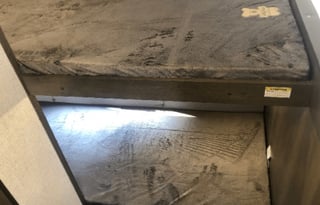 Kit Kat Cole - Only 3,042 pounds!!