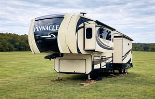 2017 Jayco Pinnacle 38FLSA