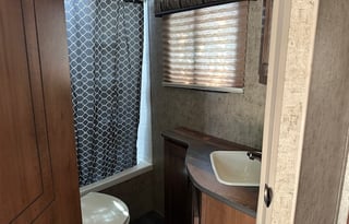 Book Now for Fall/Winter Camping - Sleeps up to 9