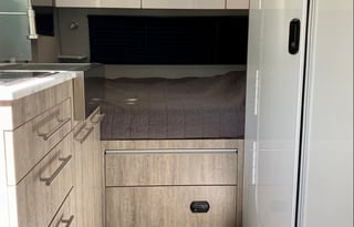 2022 inTech RV Sol Horizon