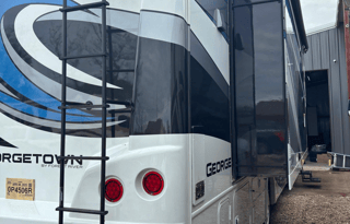 2021 Class A Georgetown Bunkhouse w 2 Bathrooms