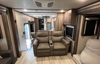 2022 Grand Design Solitude 380FL