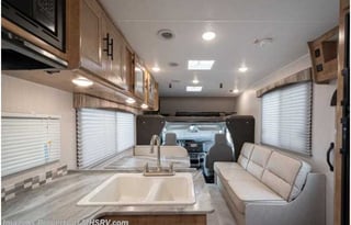 Coachmen leprechaun 270 qb