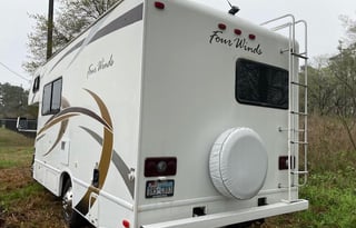 2013 Thor Motor Coach Four Winds 22E