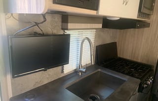 2021 Winnebago Industries Towables Micro Minnie 2100BH