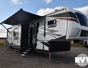 Forest River RV XLR Nitro 35DK5